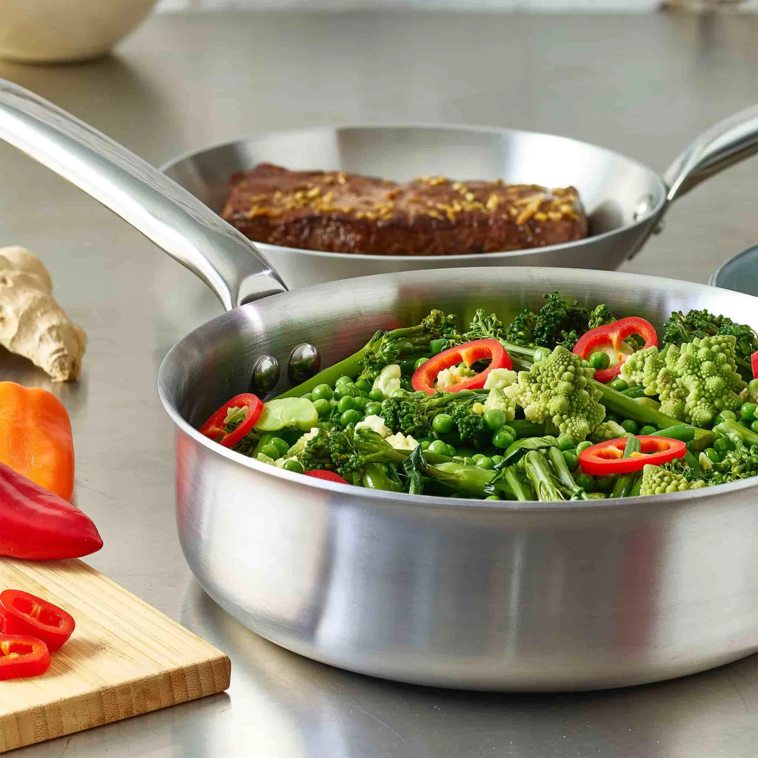 De Buyer Alchimy Saute Pan - Straight 3 De Buyer Alchimy Saute Pan - Straight - Image 3