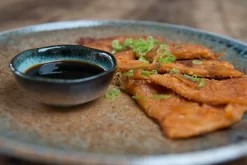 Chouseki Blue Gold Plate 28.5cm Dia X 3.5cm -Kitchen Supplie Shop chouseki blue gold plate korean kimchi pancake side